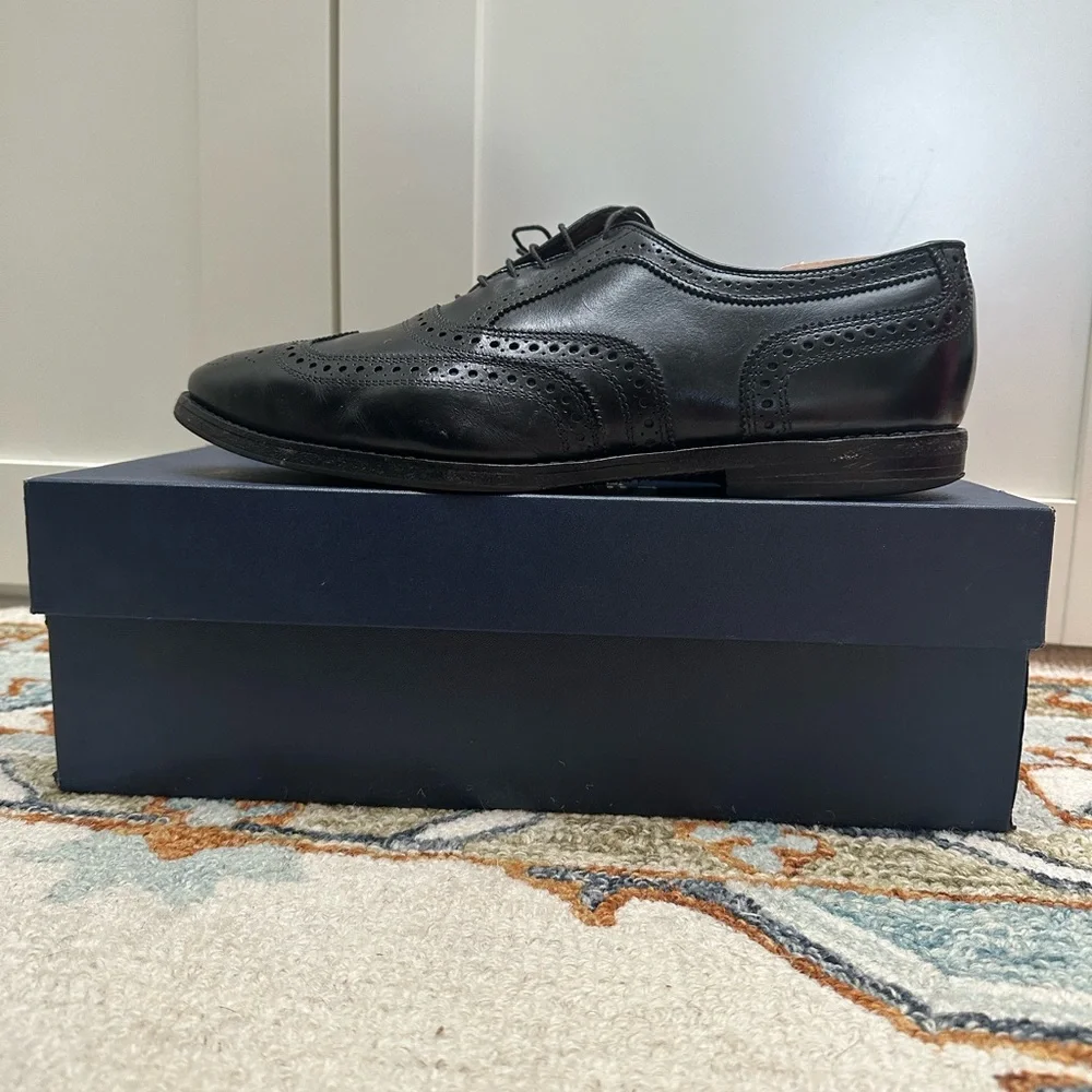 Allen Edmonds for Brooks Brothers McAllister Wingtip Oxford Dress Shoe (Black) - Picture 2 of 6